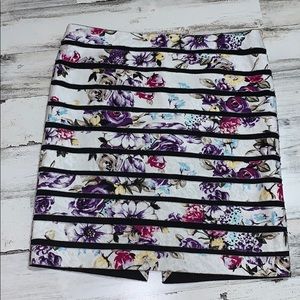 White House Black Market Floral Pencil Skirt